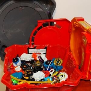 Ultimate Spinning Battle Set with Red Arena